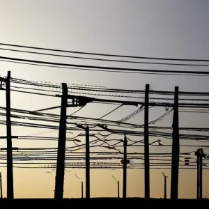 Краткосрочные колебания цен на электроэнергию: причины и последствия