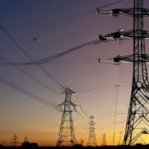 Как режим работы предприятия влияет на стоимость электроэнергии