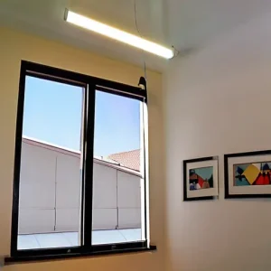 Что учитывать при использовании электричества в помещениях с интенсивной нагрузкой