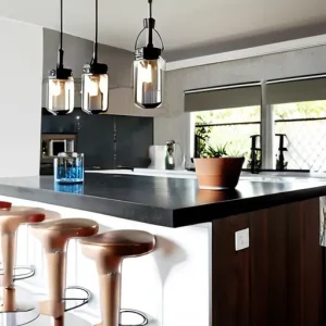 Что нужно знать о размещении светильников над рабочими поверхностями