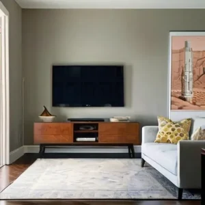 Как организовать безопасный порядок в зоне телевизора, роутера и электроники